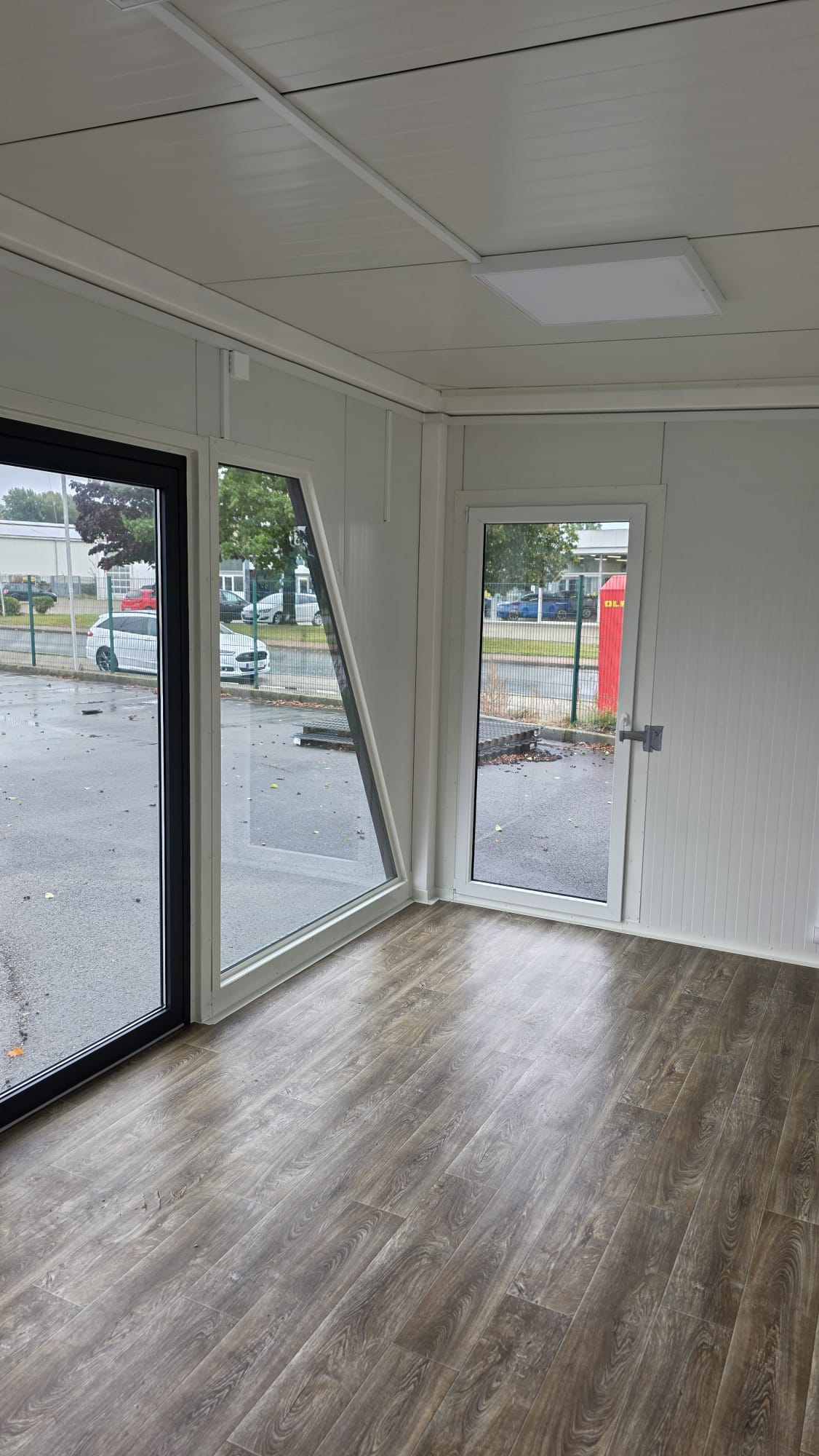 Bürocontainer / Wohncontainer 550x300cm